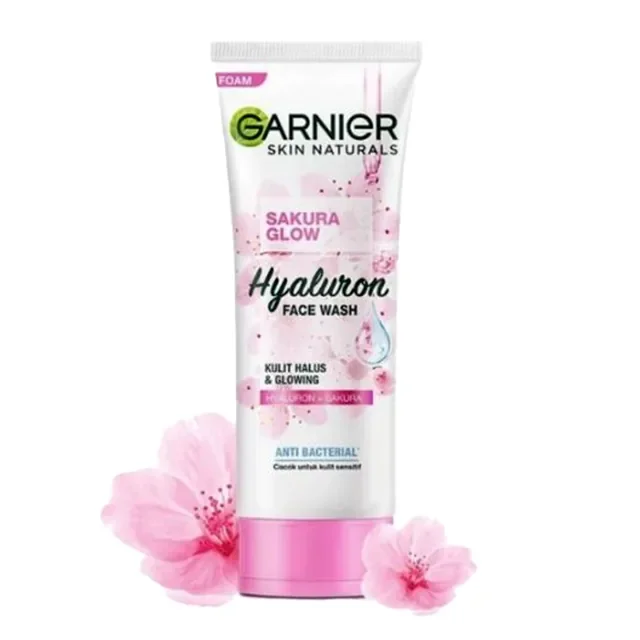 Garnier Sakura Glow Glowing Face Wash