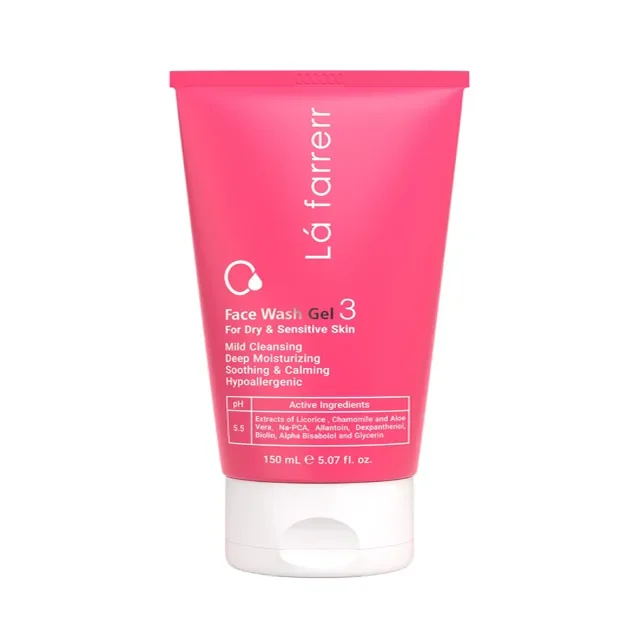 ژل شستشوی صورت لافارر مدل Sensitive Skin پوست های خشک و حساس حجم 150 میلی لیتر